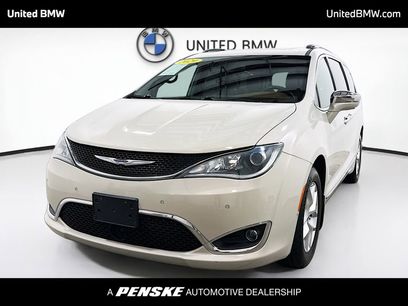 Used 2020 Chrysler Pacifica Limited w/ Advanced Safetytec Group