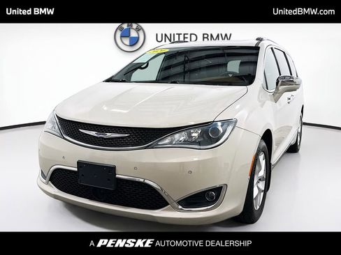 Used 2020 Chrysler Pacifica Limited w/ Advanced Safetytec Group image 1