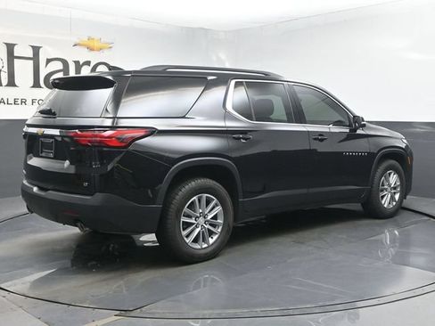 Used 2022 Chevrolet Traverse LT FWD image 53