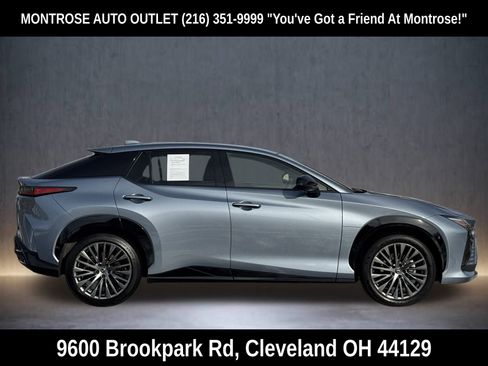 Used 2023 Lexus RZ 450e Premium image 3