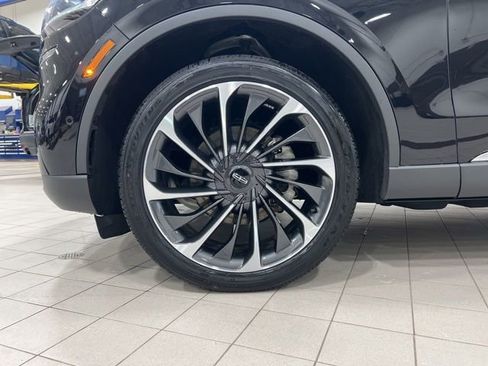Used 2024 Lincoln Aviator Reserve w/ Equipment Group 201A AWD/4WD image 31