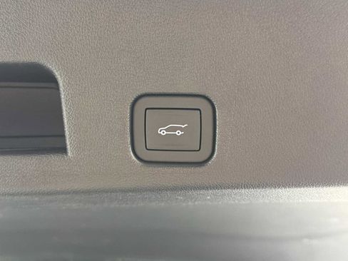 New 2025 GMC Acadia Elevation w/ Elevation Premium Package image 36