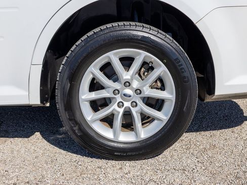 Used 2015 Ford Flex SE image 24