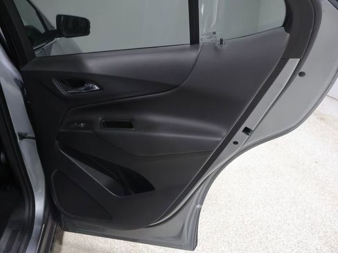 Used 2023 Chevrolet Equinox LT image 23
