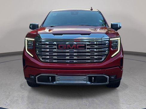 Used 2024 GMC Sierra 1500 Denali AWD/4WD image 2