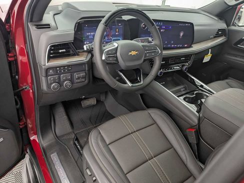 New 2026 Chevrolet Suburban High Country image 2