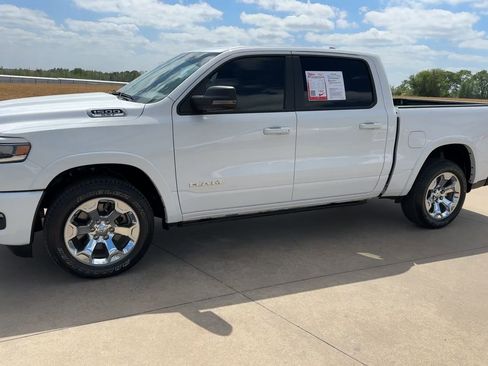 Used 2025 RAM 1500 Lone Star AWD/4WD image 5