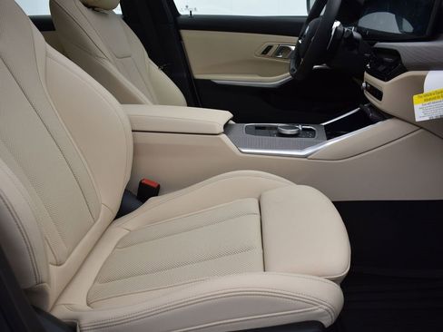 Certified 2025 BMW 330i Sedan w/ Premium Package image 25