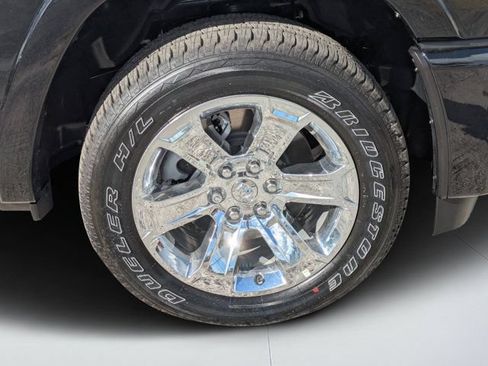 New 2026 RAM 1500 Big Horn AWD/4WD image 9
