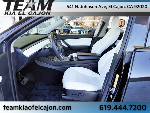Used 2021 Tesla Model Y Long Range AWD/4WD image 17