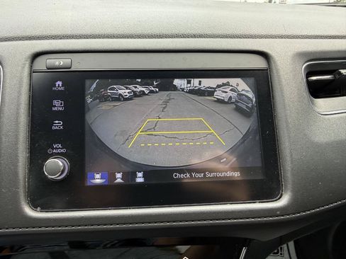 Used 2022 Honda HR-V EX image 18