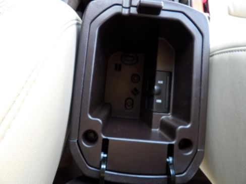 Used 2013 Chevrolet Cruze LT w/ Enhanced Safety Package image 17