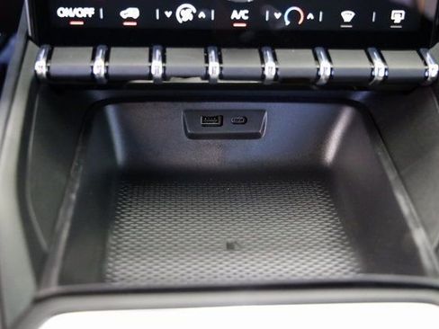 New 2026 GMC Terrain Elevation w/ LPO, Floor Liner Package FWD image 22