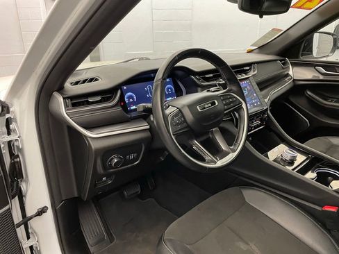 Certified 2021 Jeep Grand Cherokee L Laredo AWD/4WD image 10