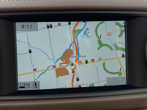 Used 2014 Mercedes-Benz SL 550 image 18