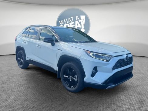 Used 2019 Toyota RAV4 XSE w/ Carpet Mat Package AWD/4WD image 1