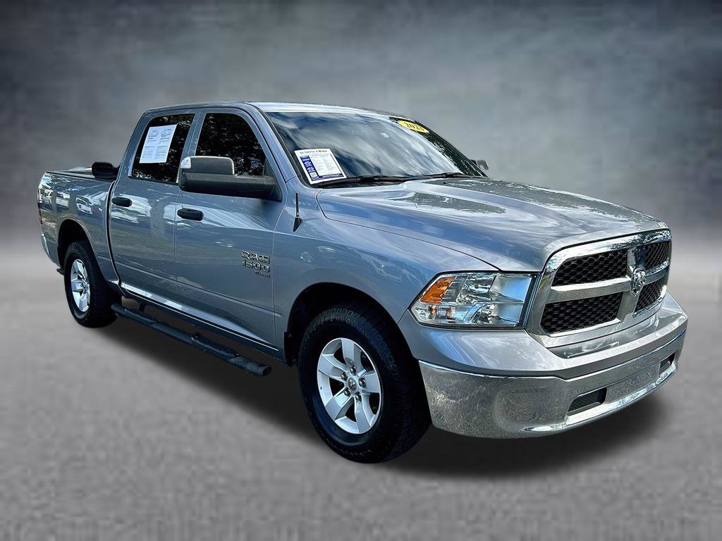 Used 2023 RAM 1500 Classic SLT w/ Trailer & Traction Group RWD image 3