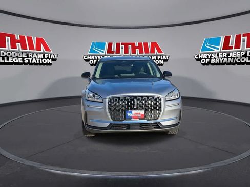 Used 2023 Lincoln Corsair Reserve FWD image 3