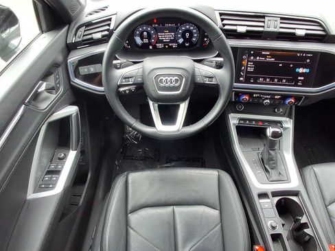 Used 2023 Audi Q3 2.0T Premium Plus w/ Premium Plus Package AWD/4WD image 27