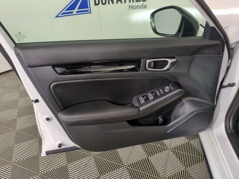 Used 2025 Honda Civic Sport Touring image 14