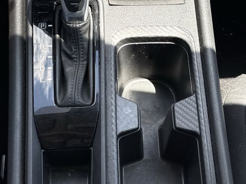 Used 2025 Nissan Sentra S image 19