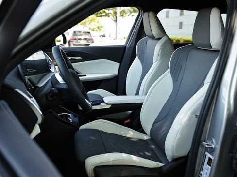 New 2026 BMW X1 xDrive28i w/ Convenience Package image 19