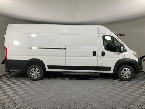 New 2026 RAM ProMaster 3500 w/ Quick Order Package 22G SLT image 5