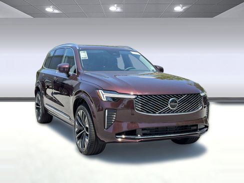 New 2026 Volvo XC90 B6 Plus w/ Protection Package AWD/4WD image 7