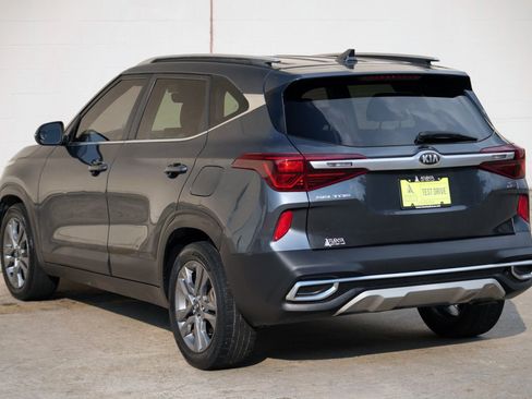 Used 2021 Kia Seltos S FWD image 42