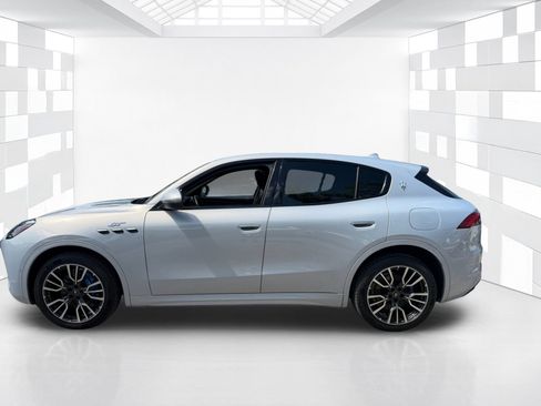 Used 2023 Maserati Grecale GT AWD/4WD image 4