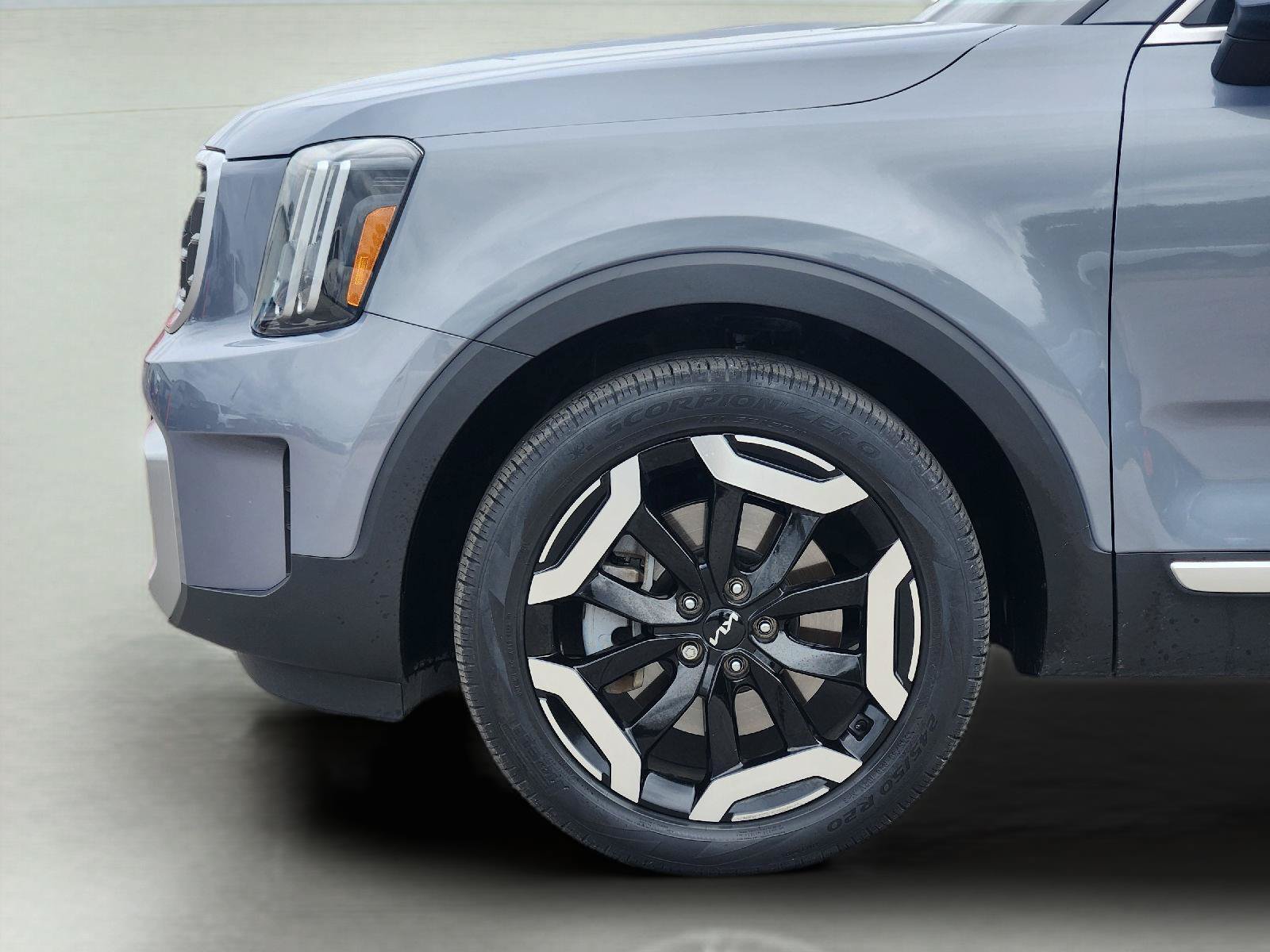 Used 2023 Kia Telluride S w/ S Sunroof Package AWD/4WD image 9
