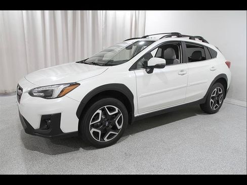 Used 2019 Subaru Crosstrek 2.0i Limited w/ Moonroof Package w/Navigation AWD/4WD image 3