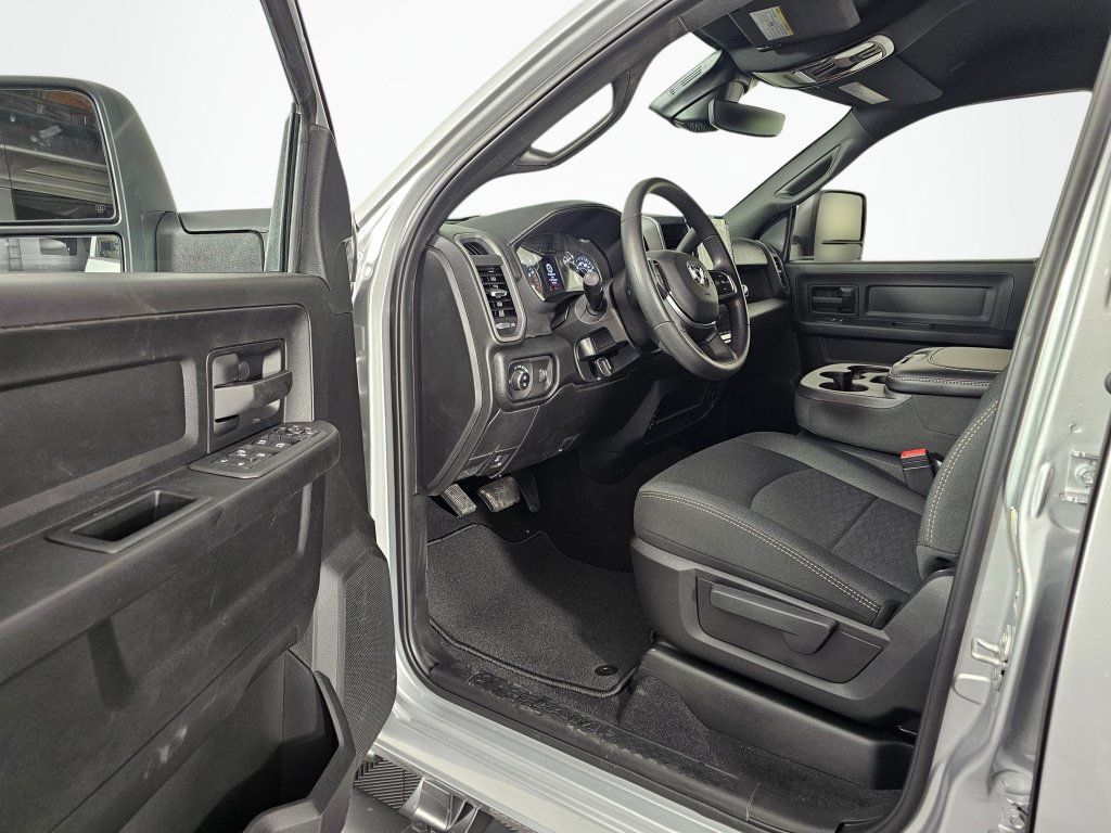 New 2026 RAM 3500 Tradesman AWD/4WD image 22