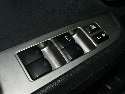 Used 2009 Nissan Versa 1.8 S w/ PWR Pkg image 42