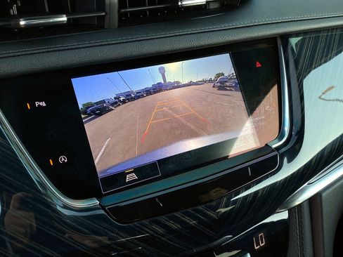 Used 2024 Cadillac XT6 Premium Luxury FWD image 15