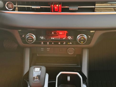 New 2026 Mitsubishi Outlander AWD image 22