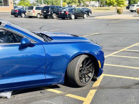 Used 2020 Chevrolet Camaro SS RWD image 2