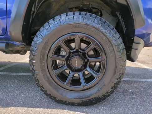 Used 2023 Toyota Tacoma SR5 w/ SX Package AWD/4WD image 11