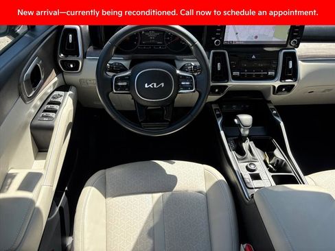 Certified 2022 Kia Sorento X-Line EX image 24