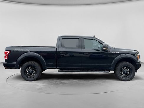 Used 2019 Ford F150 XLT w/ Equipment Group 302A Luxury AWD/4WD image 11