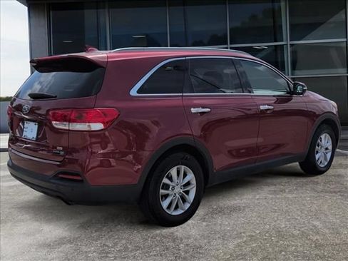 Used 2016 Kia Sorento FWD w/ LX Convenience Package image 7