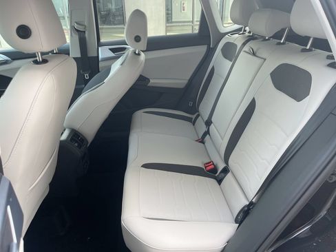 New 2026 Volkswagen Taos SE FWD image 22