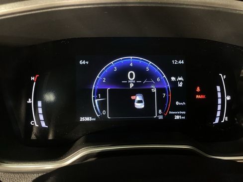 Used 2024 Toyota Corolla XSE FWD image 13