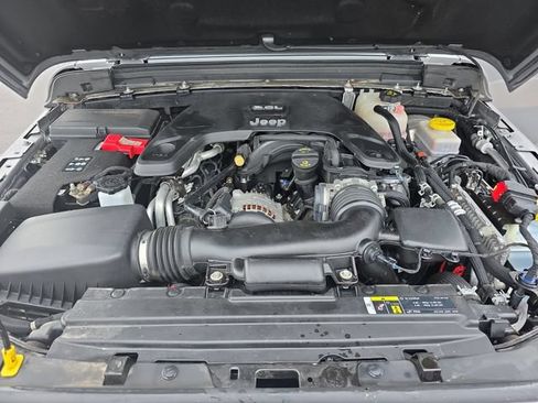 Used 2019 Jeep Wrangler Unlimited Rubicon AWD/4WD image 30