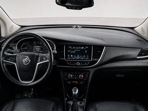 Used 2017 Buick Encore Essence FWD image 19