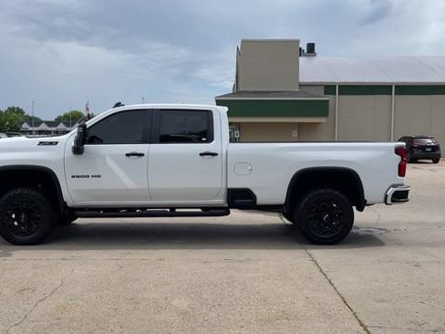 Used 2024 Chevrolet Silverado 2500 LT w/ Z71 Sport Edition AWD/4WD image 5