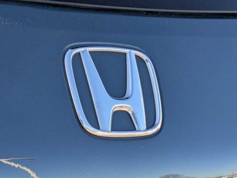 Certified 2024 Honda HR-V LX image 10
