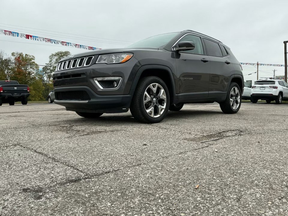Used 2017 Jeep Compass Limited AWD/4WD image 25