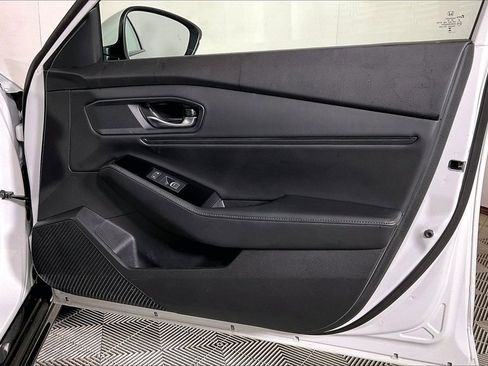 Used 2023 Honda Accord Touring image 23