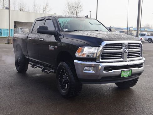 Used 2017 RAM 2500 Big Horn image 11
